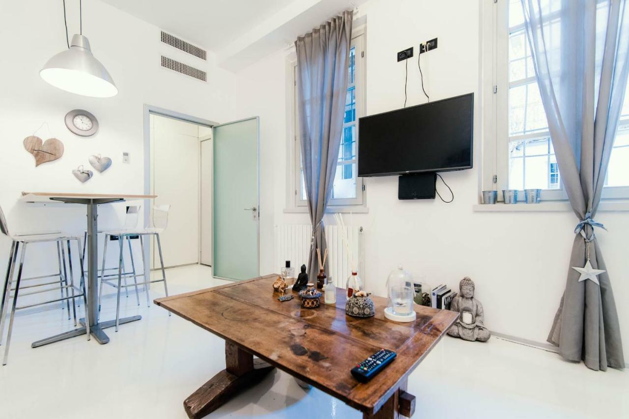 Giovio Loft - The House Of Travelers Apartment Комо Екстериор снимка