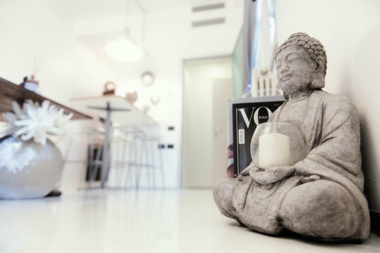 Giovio Loft - The House Of Travelers Apartment Комо Екстериор снимка